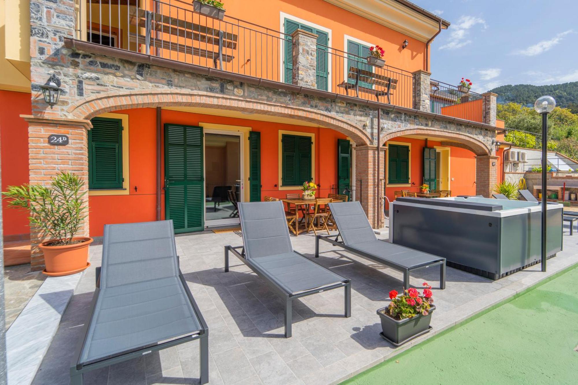 Villa Moderna: Modern Retreat with Garden Jacuzzi San Lazzaro  Exterior photo